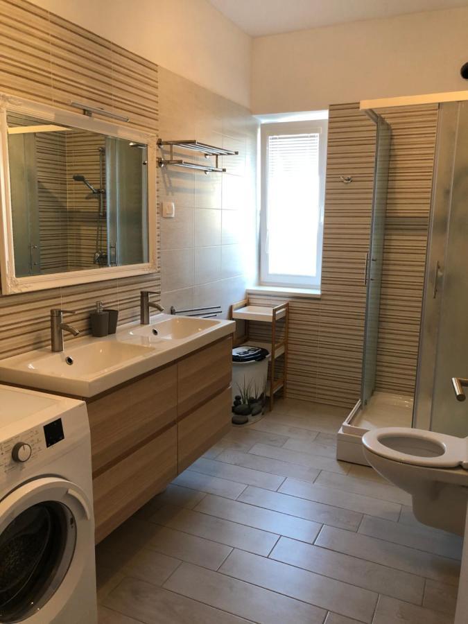 Apartmaji Meduza 2 Izola Esterno foto