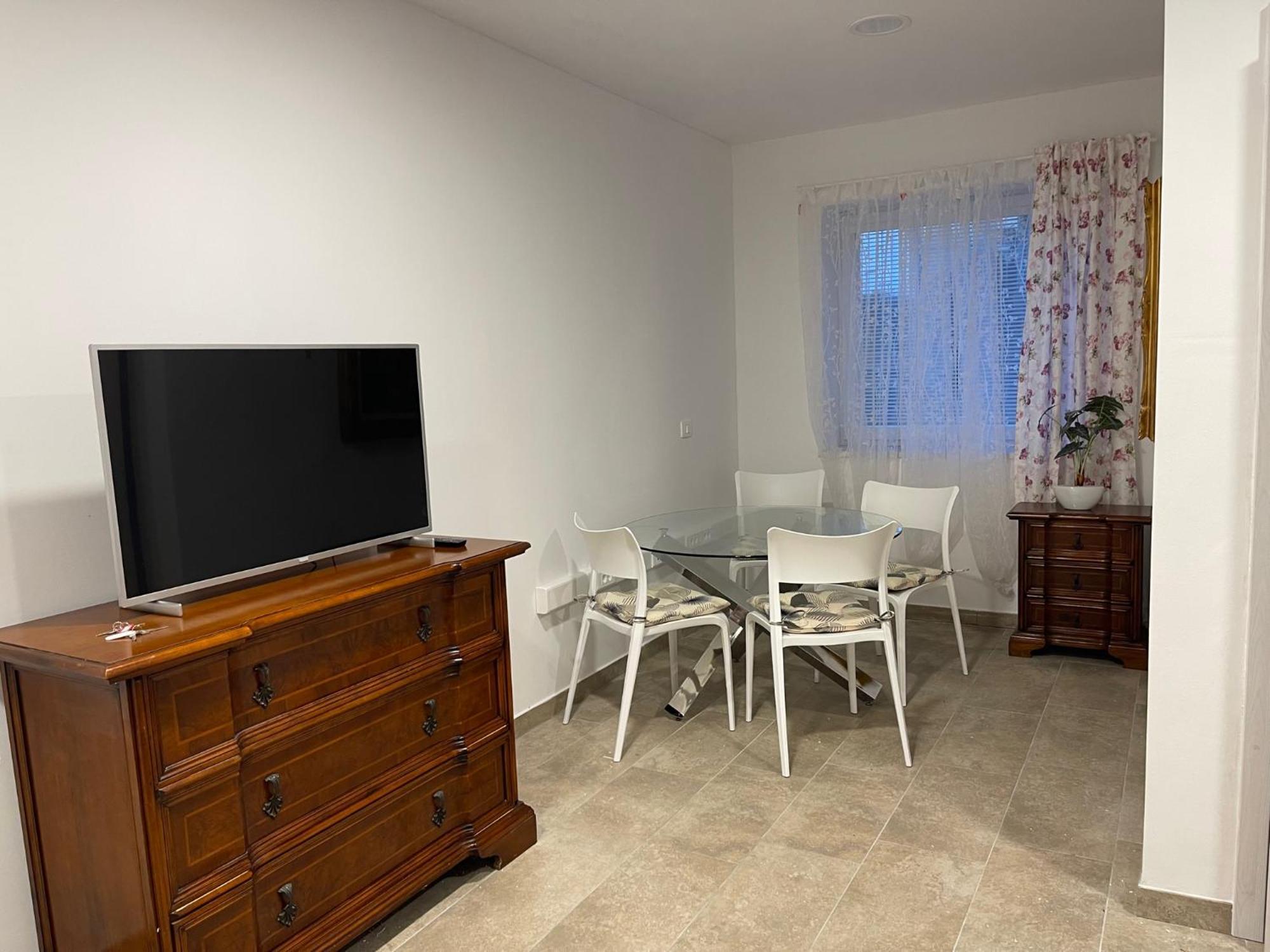 Apartmaji Meduza 2 Izola Esterno foto
